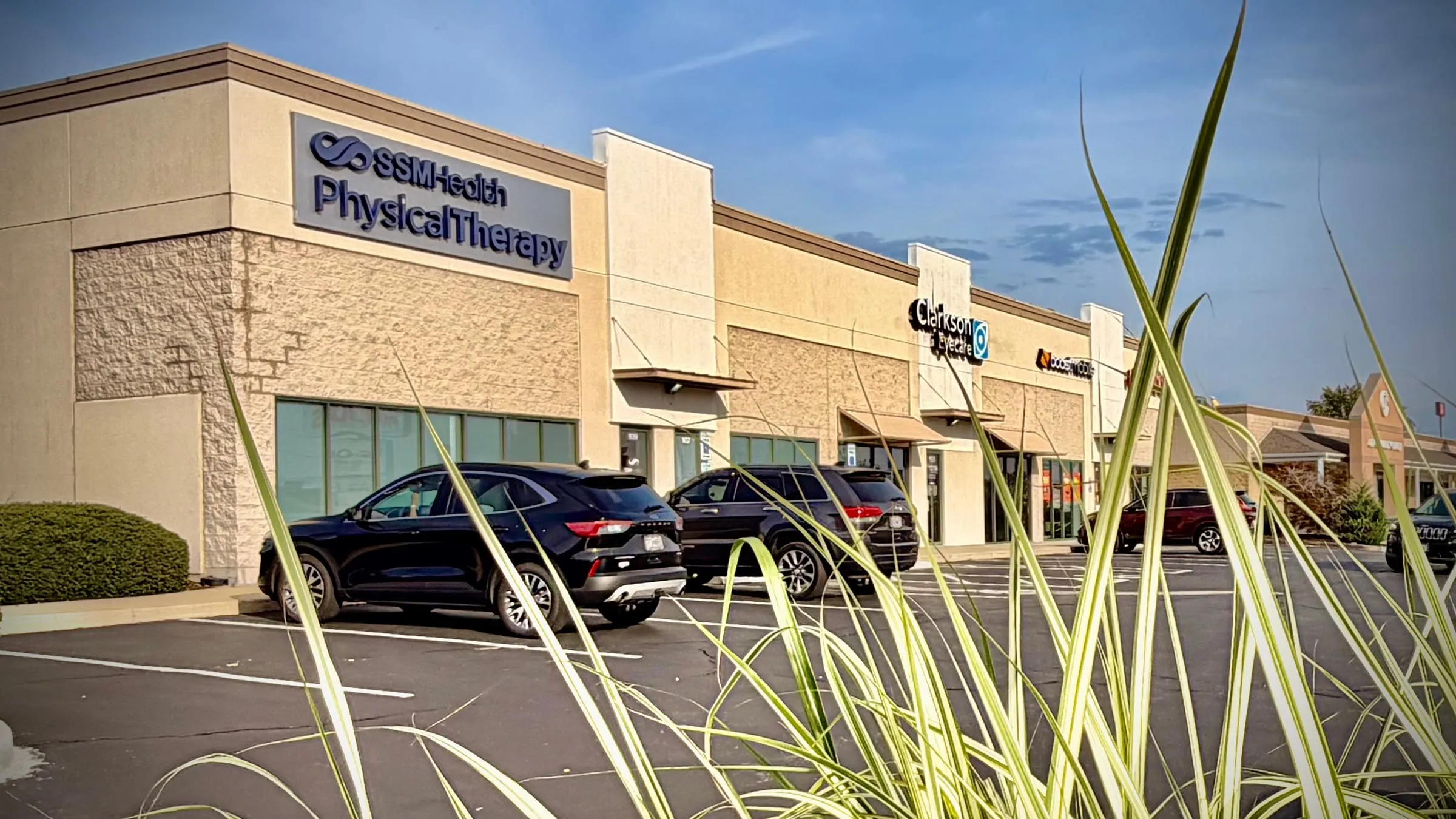 929 Highway K, a retail center owned and managed by AHRA in O'Fallon, Missouri